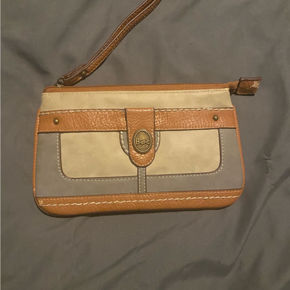 Boc wristlet